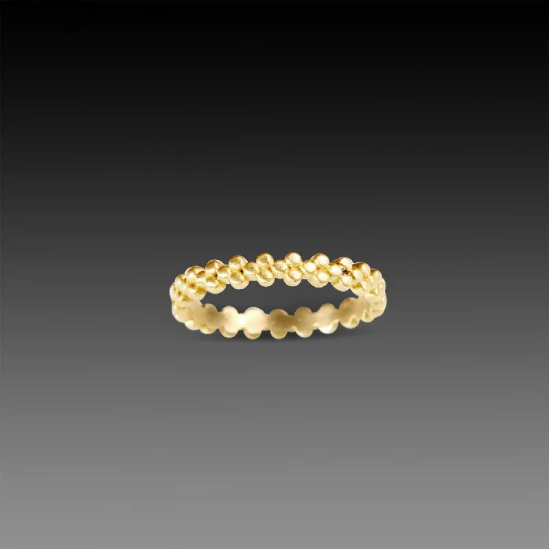 women classic rings -Gold Filigree Band