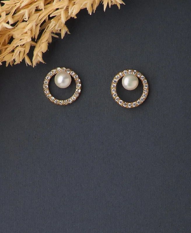 women gemstone earrings -Elegant Real Pearl Stud Earring