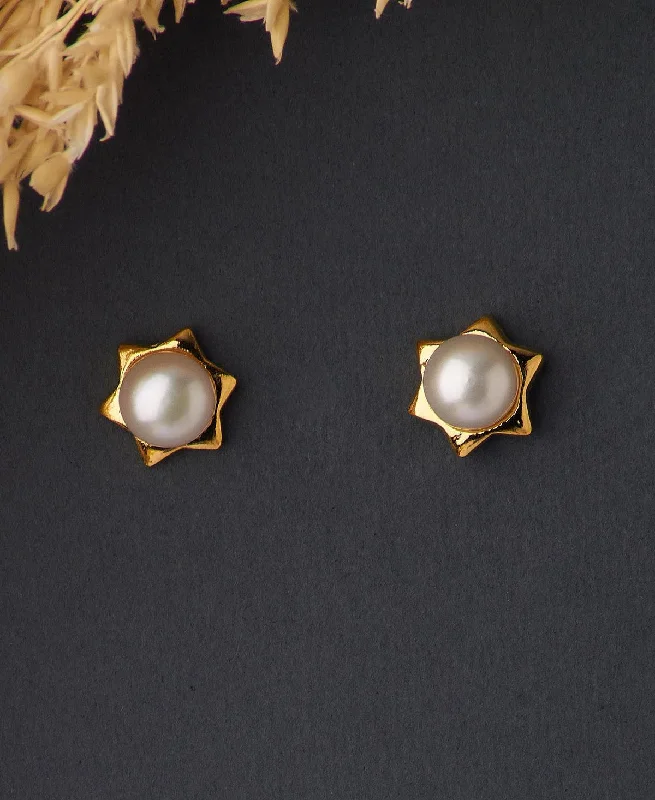 women unique stud earrings -Floral Pearl Stud Earring