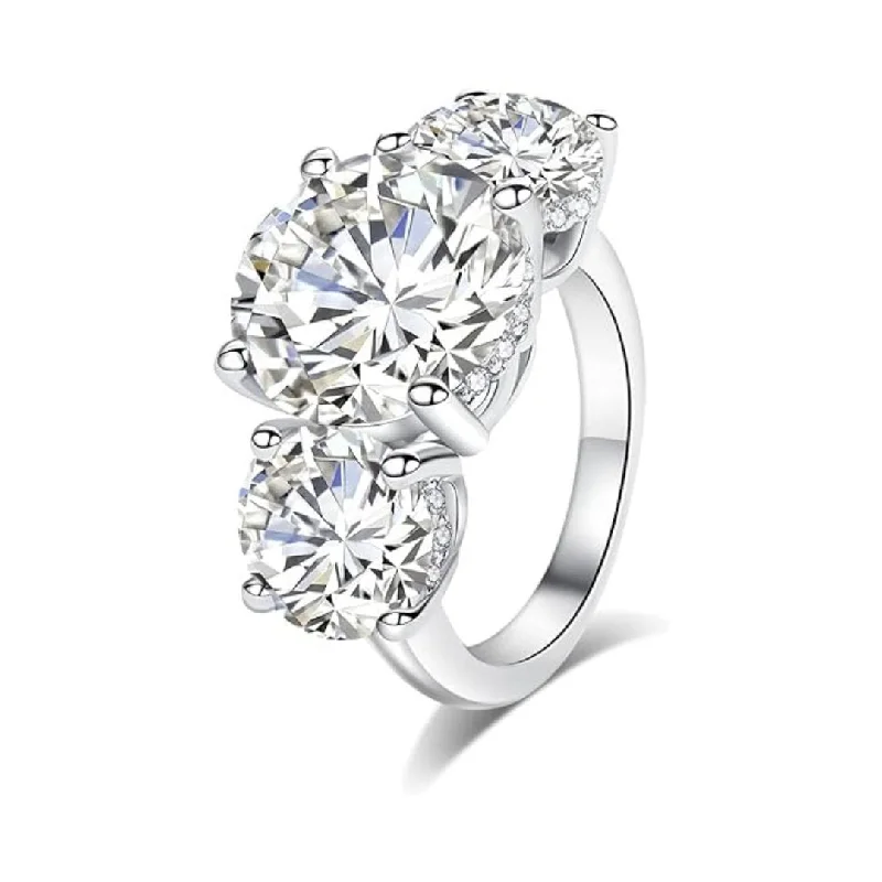 vintage-style diamond engagement rings -Round Cut Diamond Three Stone Engagement Ring